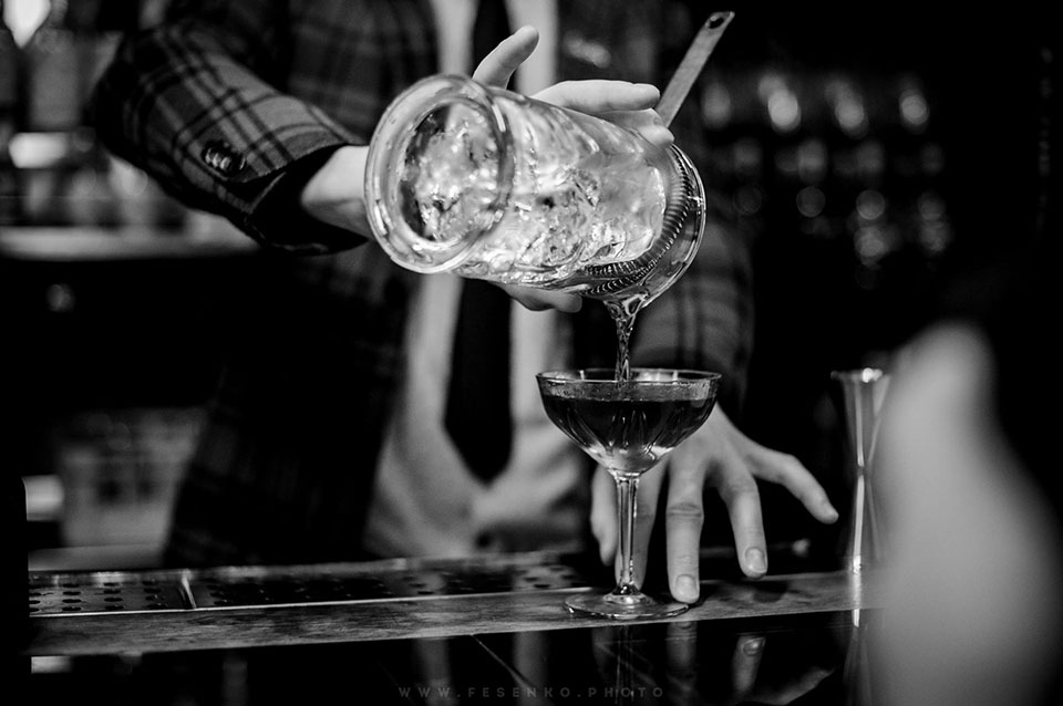 По Киеву за коктейлями: популярные бары столицы